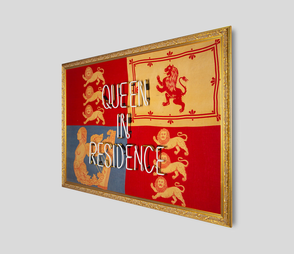 Queen In Residence - Violet Neon