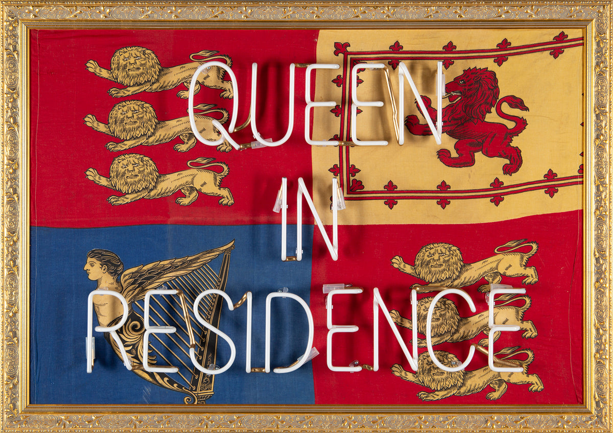 Queen In Residence - Pink Neon